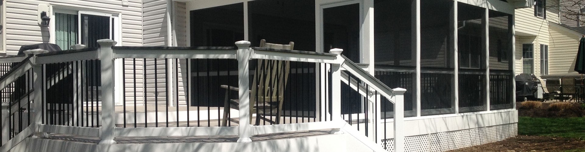 low-maintenance-deck-railing