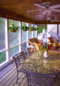 A screened porch is not only beautiful, but also provides your home with numerous other benefits.