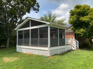 Why Build a Screened Porch in Fall?