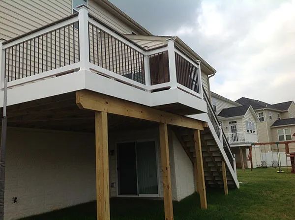 Low Maintenance Deck 76