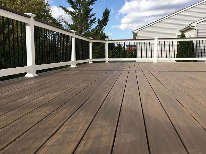 Low Maintenance Deck 95