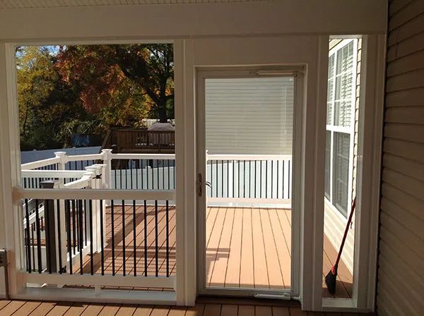 Screened Porch 13