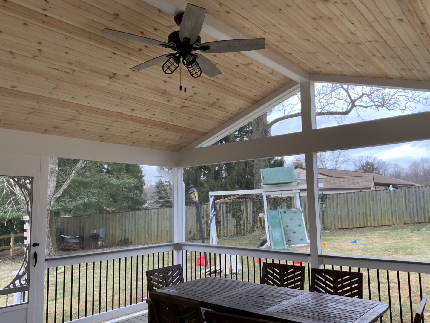 Screened Porch 34