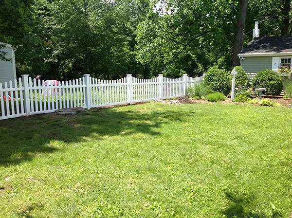 Vinyl/PVC Fence 8