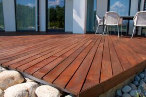 Freedom Fence Backyard Deck Design Trends for 2026